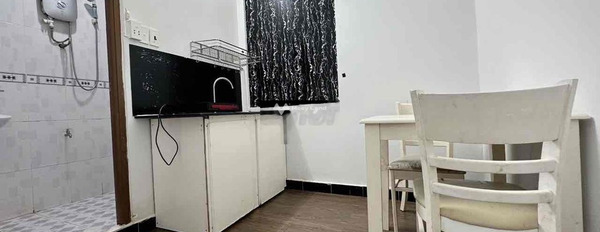 Chung cư 1 phòng ngủ, cho thuê căn hộ tọa lạc ở Phường 9, Hồ Chí Minh, tổng quan nhìn tổng quan gồm 1 PN, 1 WC vị trí trung tâm-03