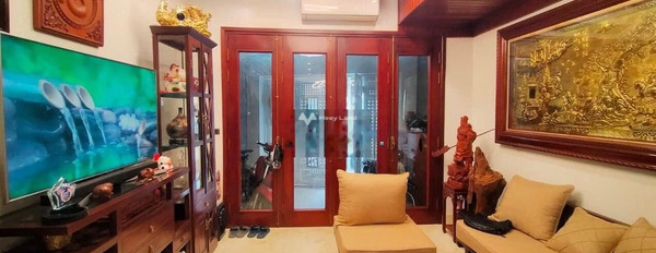 Bán nhà có diện tích rộng 40m2 vị trí đặt tọa lạc ngay Cầu Diễn, Bắc Từ Liêm bán ngay với giá đề xuất từ 4 tỷ tổng quan căn nhà này có 4 PN-02