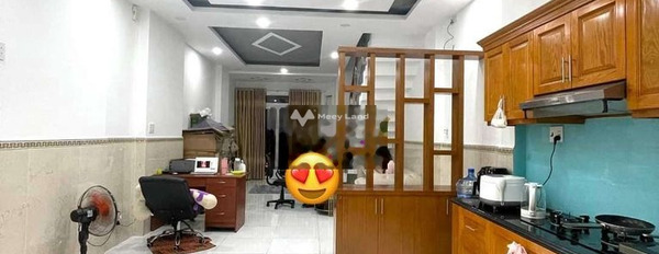 Bán nhà tọa lạc ở Nguyễn Phúc Chu, Phường 15 bán ngay với giá khủng chỉ 4.7 tỷ có diện tích 52m2 tổng quan trong căn nhà 2 phòng ngủ-03