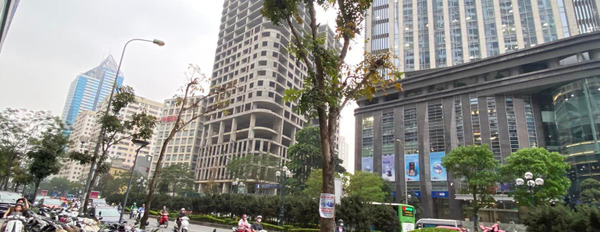 Bán Shophouse mặt phố Lê Văn Lương, cho thuê 240 triệu/tháng-03