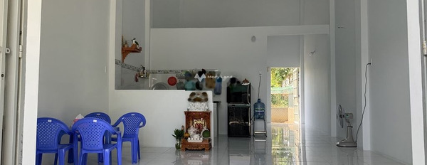 Có diện tích chính 102m2 bán nhà mặt tiền tọa lạc gần An Tịnh, Trảng Bàng vị trí thuận lợi-02