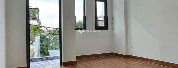 Nhà gồm 5 PN bán nhà ở có diện tích rộng 70m2 bán ngay với giá mua liền từ 6 tỷ vị trí mặt tiền ngay ở Đỗ Xuân Hợp, Hồ Chí Minh-03