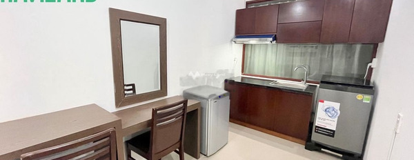 Căn hộ 1 phòng ngủ, cho thuê căn hộ vị trí đặt vị trí nằm ở Hoàng Diệu, Đà Nẵng, tổng quan trong căn hộ có 1 PN, 1 WC liên hệ trực tiếp để được tư vấn-02
