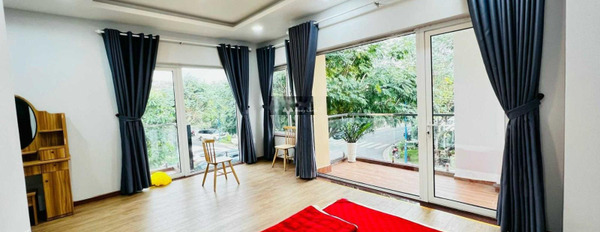 Vị trí đẹp nằm ở Quận 9, Hồ Chí Minh bán nhà bán ngay với giá rẻ bất ngờ 8 tỷ tổng quan trong ngôi nhà 3 phòng ngủ 4 WC-02