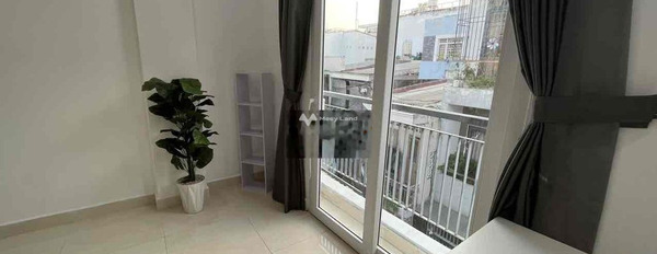 Căn hộ 1 PN, cho thuê căn hộ vị trí đẹp tọa lạc ngay ở Phường 11, Hồ Chí Minh, trong căn này thì có 1 PN, 1 WC giao thông thuận lợi-03