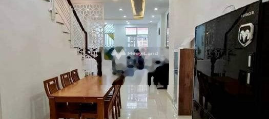Bán nhà có diện tích gồm 68.4m2 vị trí thuận lợi ở Huỳnh Thiện Lộc, Tân Phú giá bán đề xuất từ 5.9 tỷ trong căn này có 3 phòng ngủ-02