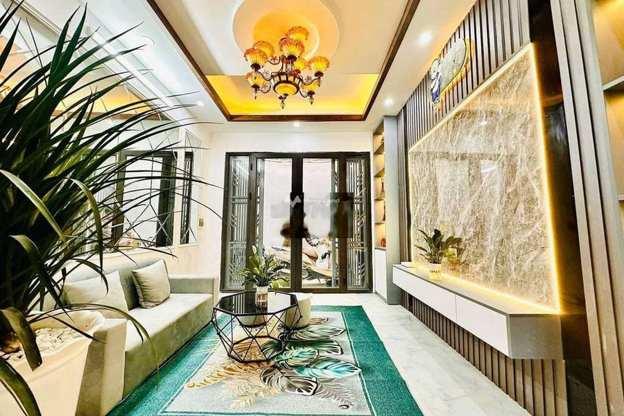 Bán căn nhà mặt tiền nằm ngay ở Lĩnh Nam, Hà Nội bán ngay với giá hấp dẫn 3.4 tỷ diện tích khoảng 45m2 tổng quan có 4 phòng ngủ 1 WC giá tốt nhất-01