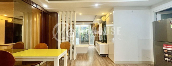 Cho thuê căn hộ có một diện tích sàn 45m2 vị trí mặt tiền tọa lạc ngay Quận 1, Hồ Chí Minh thuê ngay với giá hạt dẻ từ 10 triệu/tháng nhà view bao đẹp-03