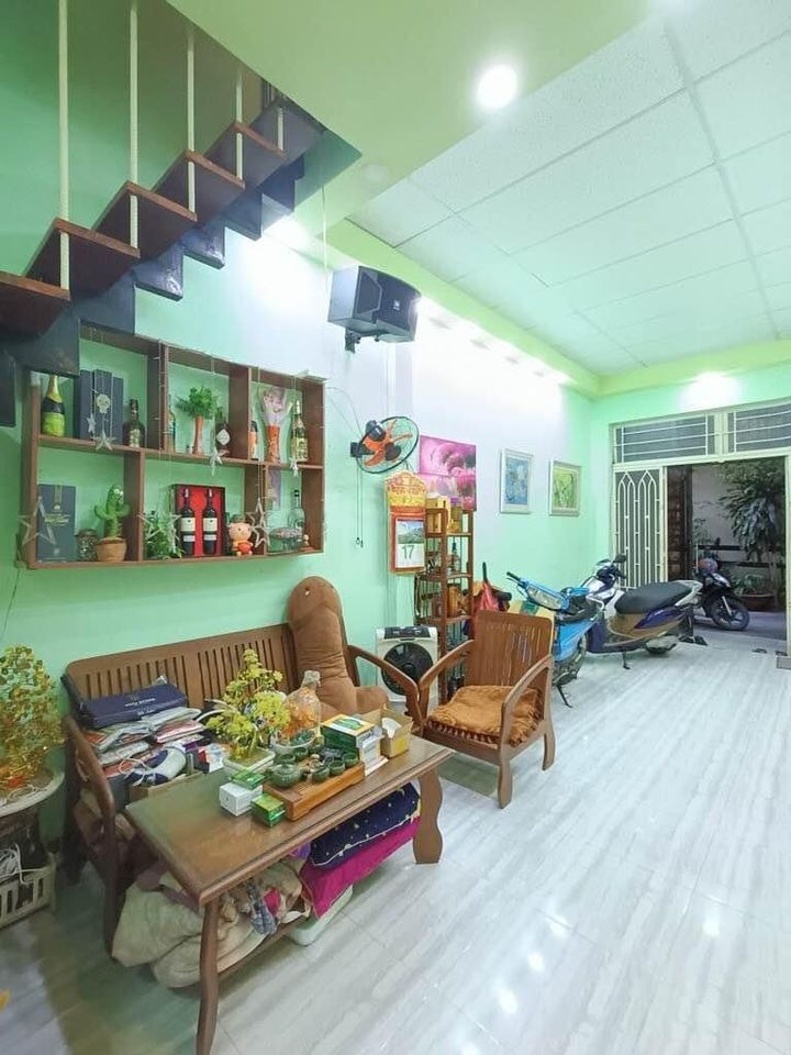 Bán nhà riêng quận Tân Bình thành phố Hồ Chí Minh giá 100.0 triệu/m2-1