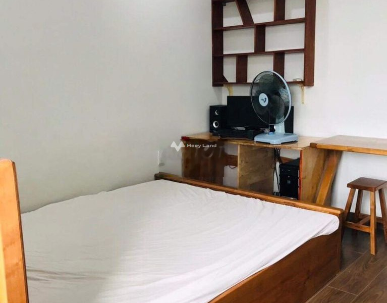 Hướng Bắc, bán chung cư mặt tiền tọa lạc ở Bùi Văn Ba, Tân Thuận Đông, trong ngôi căn hộ này gồm 2 PN, 2 WC vào ở ngay-01