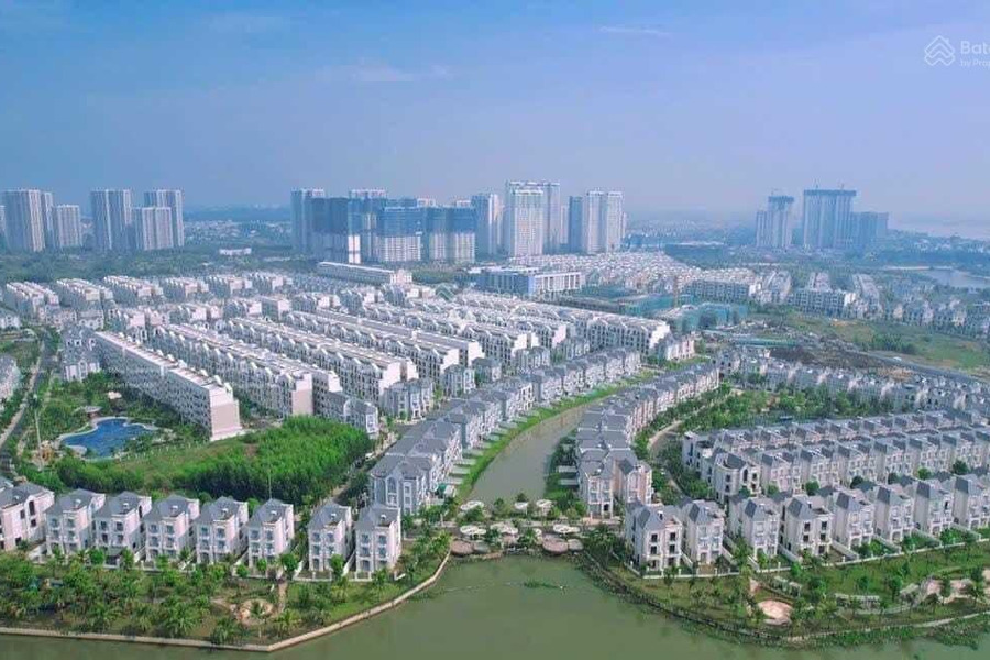 17.6 tỷ, bán liền kề diện tích khoảng là 144m2 tại Long Thạnh Mỹ, Hồ Chí Minh, tổng quan nhìn tổng quan có 5 phòng ngủ, 4 WC giá siêu rẻ-01