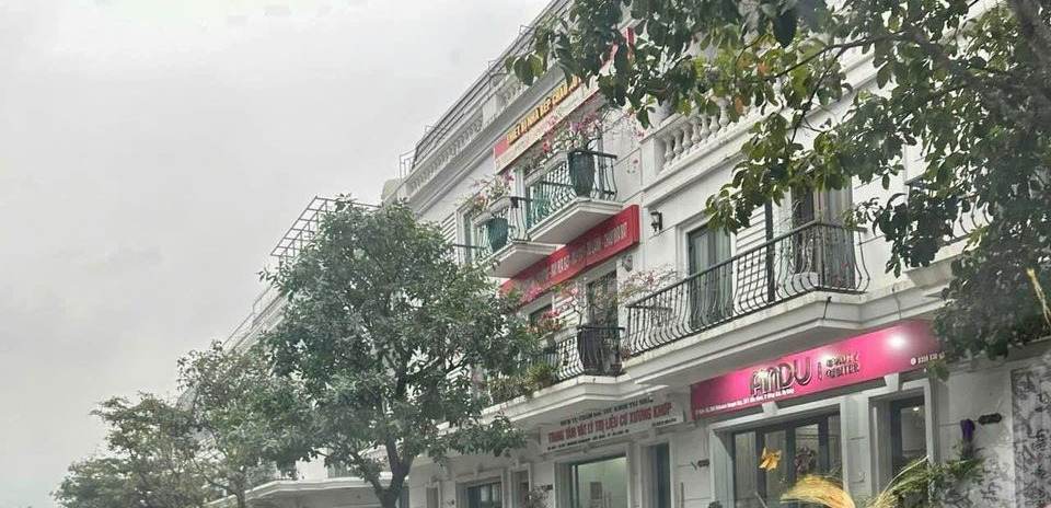 Cần bán nhà riêng huyện Vân Đồn tỉnh Quảng Ninh giá 13.0 tỷ