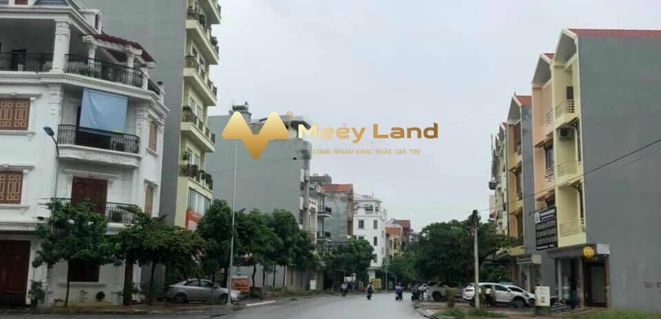 18 tỷ bán đất dt thực là 144 m2 vị trí hấp dẫn nằm ở Nguyễn Quyền, Võ Cường, hướng Đông Nam