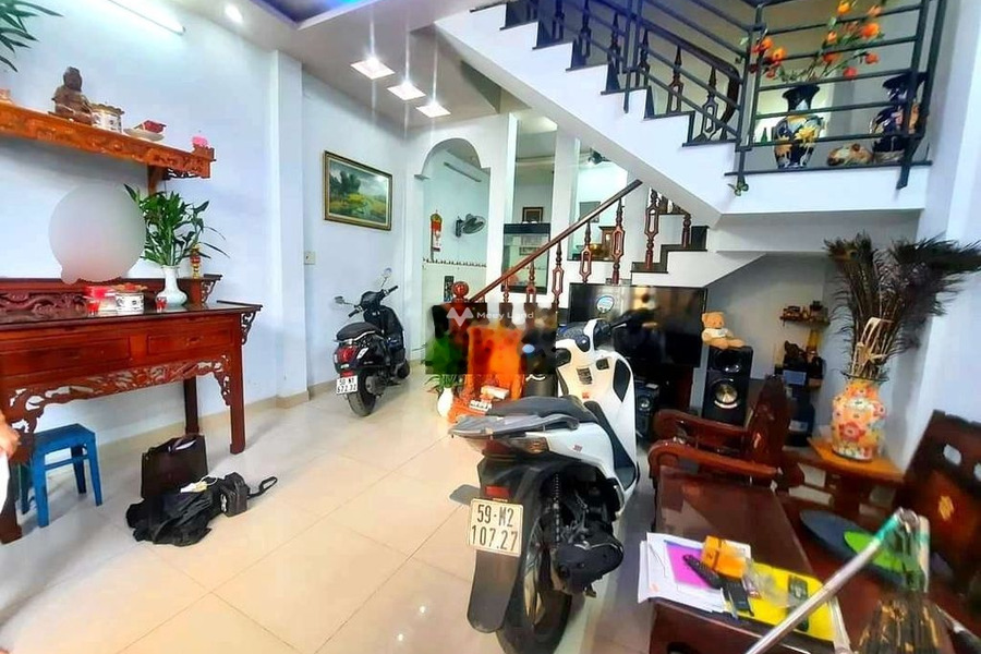 Nhà 3 PN bán nhà ở có diện tích rộng 70m2 bán ngay với giá siêu tốt chỉ 4 tỷ vị trí mặt tiền tọa lạc gần Bình Tân, Hồ Chí Minh-01