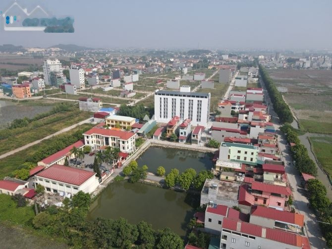 Ngay Quang Châu, Việt Yên bán đất 3.1 tỷ, hướng Tây Bắc có một diện tích sàn 200m2-01