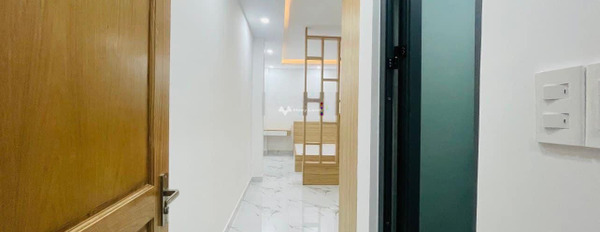 Bán gấp ngôi nhà trong Quận 3, Hồ Chí Minh có diện tích gồm 58.5m2 nhà tổng quan có 4 PN 5 WC hỗ trợ mọi thủ tục miễn phí, giá mùa dịch.-03