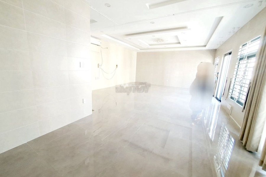 Nhà gồm 7 phòng ngủ, cho thuê nhà, giá thuê quy định chỉ 55 triệu/tháng với diện tích là 220m2 vị trí phát triển Cửu Long, Tân Bình-01
