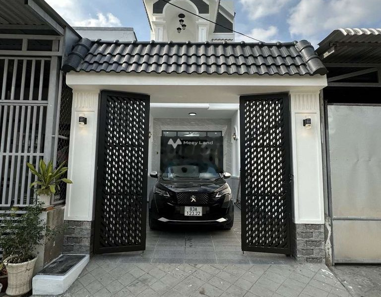 Bán nhà ở có diện tích gồm 120m2 bán ngay với giá khởi đầu 3.24 tỷ vị trí nằm trên Hùng Vương, Sóc Trăng-01