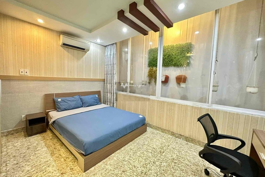 Cho thuê căn hộ có diện tích tổng là 50m2 vị trí cực kì thuận lợi ngay tại Quận 1, Hồ Chí Minh thuê ngay với giá khủng chỉ 9 triệu/tháng-01