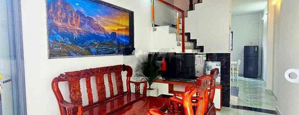 Nhà có 4 phòng ngủ bán nhà ở có diện tích rộng 40m2 giá bán công khai 995 triệu nằm ở Hưng Long, Hồ Chí Minh-03