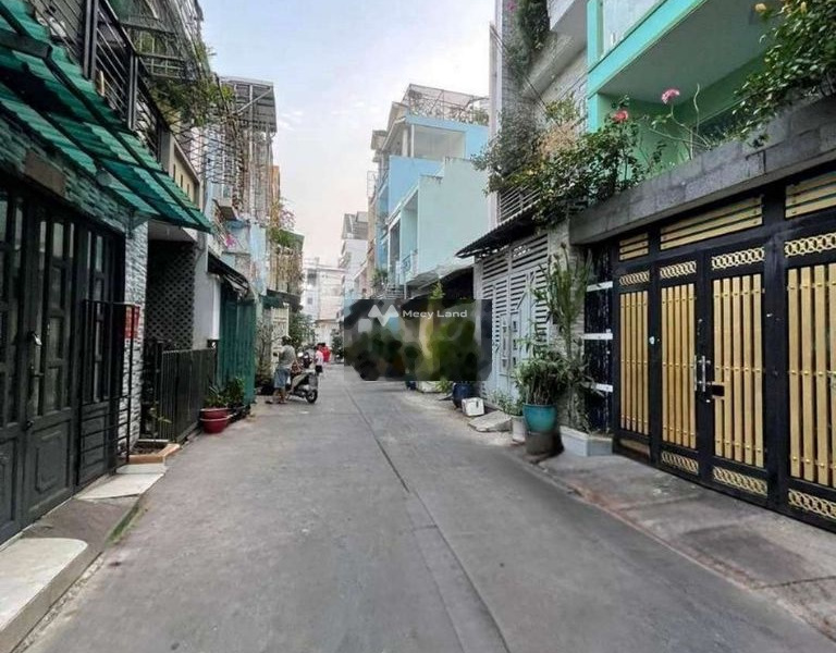 Vị trí ngay ở Bình Tân, Hồ Chí Minh bán nhà bán ngay với giá hữu nghị chỉ 6.09 tỷ tổng quan bên trong ngôi nhà 6 PN 4 WC-01