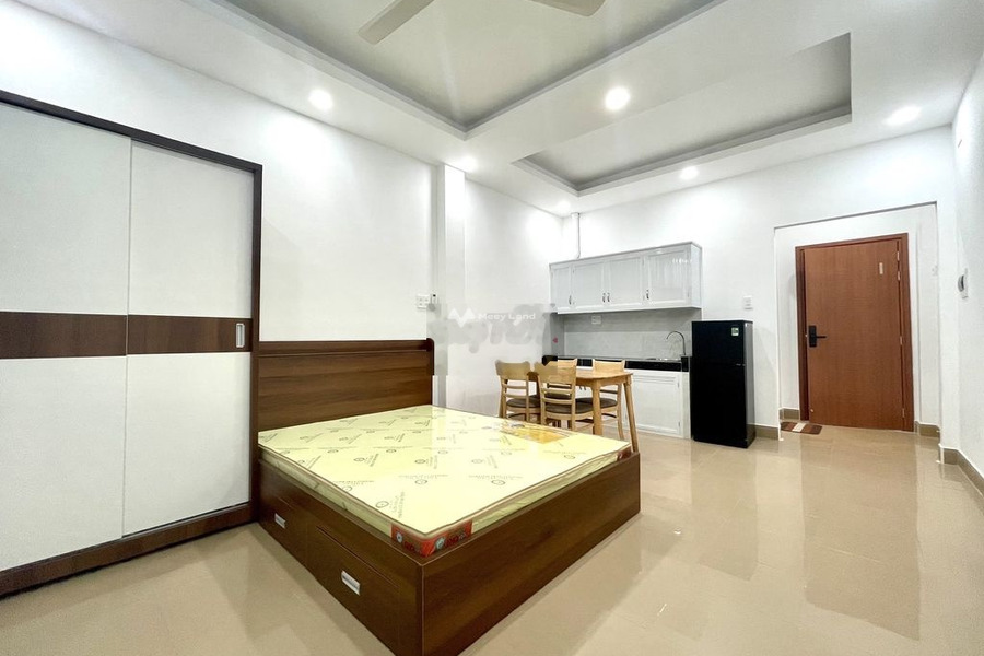 Cho thuê chung cư vị trí mặt tiền tọa lạc trên Quận 1, Hồ Chí Minh thuê ngay với giá đề cử từ 8.5 triệu/tháng-01