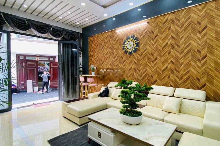 Nhà gồm 4 phòng ngủ bán nhà bán ngay với giá phải chăng từ 2.82 tỷ diện tích rộng 37.6m2 vị trí hấp dẫn ngay tại Phú Nhuận, Hồ Chí Minh-01