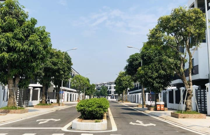 Liền kề Thịnh Liệt, lô góc, bảo vệ 24/7 diện tích 75m2 x 4 tầng, mặt tiền 5m. Giá 7,9 tỷ ô tô tránh kinh doanh