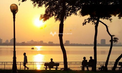 Bán nhà ở có diện tích chung là 120m2 giá bán cực mềm chỉ 65 tỷ vị trí đẹp tọa lạc ngay tại Nguyễn Đình Thi, Tây Hồ-01