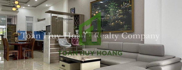 Cho thuê nhà tọa lạc gần Tam Thuận, Thanh Khê, giá thuê gốc chỉ 20 triệu/tháng có diện tích trung bình 100m2, trong căn nhà này gồm 4 phòng ngủ-02