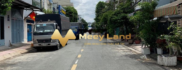 Phía trong Đường Huỳnh Văn Một, Quận Tân Phú bán nhà vào ở luôn giá vô cùng rẻ 9 tỷ có diện tích chung là 80m2 hãy nhấc máy gọi ngay-02