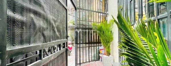 Bán nhà có diện tích rộng 40m2 vị trí hấp dẫn ngay tại Gò Vấp, Hồ Chí Minh bán ngay với giá khoảng 3.8 tỷ tổng quan căn nhà này 3 phòng ngủ, 3 WC-02