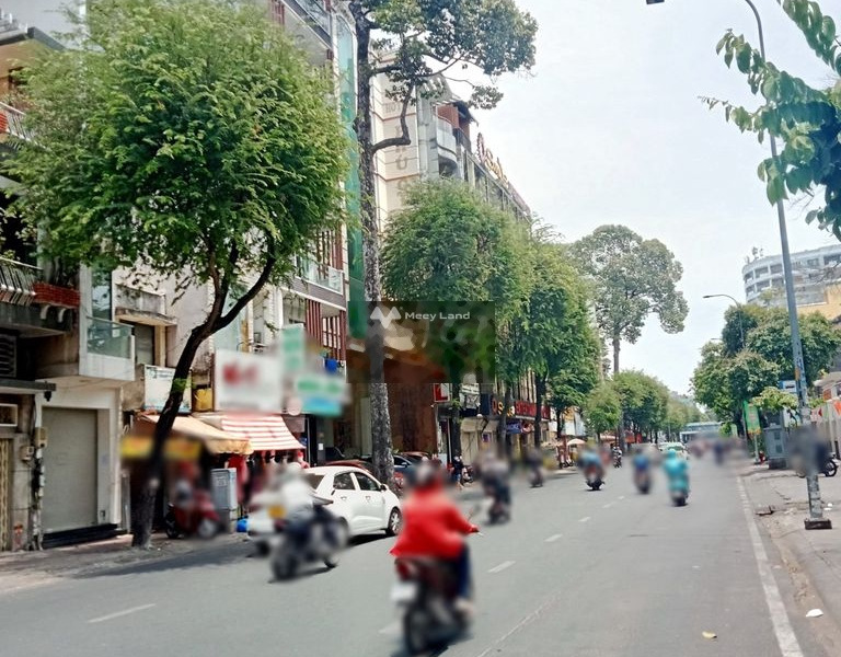 Bán nhà mặt tiền tọa lạc tại Quận 5, Hồ Chí Minh bán ngay với giá chốt nhanh từ 16.5 tỷ diện tích gồm 43m2, hướng Nam tổng quan có tất cả 4 phòng ngủ-01