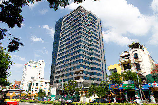 Cần bán tòa nhà văn phòng mặt phố Đại Cồ Việt, 525m2, 11 tầng, mặt tiền 36m2, vị trí đắc địa giá thương lượng