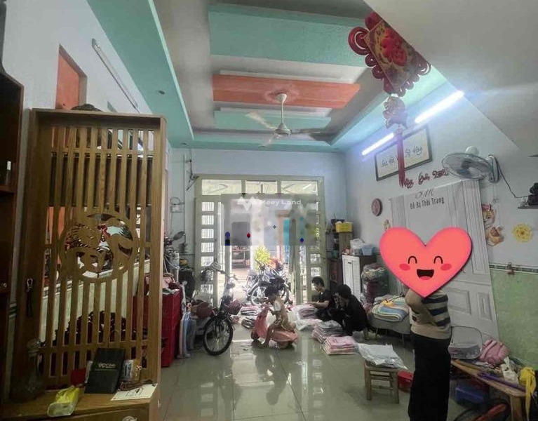 Vị trí trung tâm Tân Phú, Hồ Chí Minh bán nhà bán ngay với giá hạt dẻ chỉ 7.5 tỷ nhà tổng quan bao gồm 4 phòng ngủ 4 WC-01