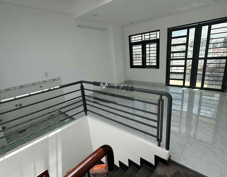 Toàn bộ khu vực có diện tích 40m2, cho thuê nhà ở nằm tại Lê Văn Quới, Hồ Chí Minh, hướng Tây, ngôi nhà này gồm 3 PN, 4 WC hỗ trợ mọi thủ tục miễn phí-01