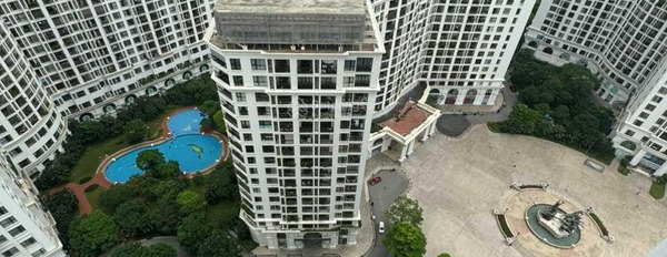 Siêu phẩm 4 phòng ngủ tại Royal City - Diện tích 233m2 view quảng trường - Giá 17.5 tỷ -03