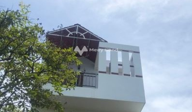 Nhà 4 PN bán nhà ở có diện tích chung 78m2 giá bán bất ngờ chỉ 6.9 tỷ vị trí tốt tại Nguyễn Thị Minh Khai, Nguyễn Văn Cừ, hướng Đông Nam, mặt lộ 15 m-02