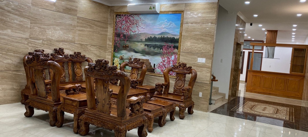 Bán nhà mặt tiền Lý Thái Tô - Showroom trưng bày trung tâm Quận 3, 200m2, giá 75 tỷ