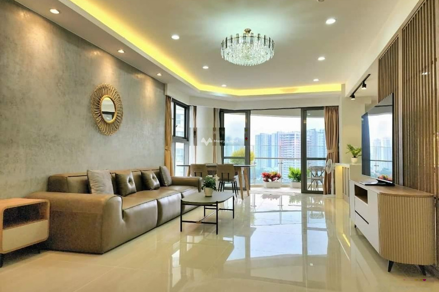 Diện tích 135m2, cho thuê chung cư giá thuê hấp dẫn chỉ 32 triệu/tháng vị trí đẹp gần Quận 7, Hồ Chí Minh, trong căn hộ có tổng 3 PN, 2 WC giá hợp lý-01