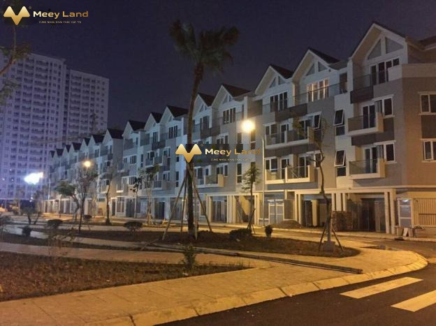 Vào ở luôn giá phải chăng 220 triệu bán biệt thự có một diện tích 75 m2 vị trí đặt ở tại Nguyễn Chánh, Hà Nội, hướng Đông Nam-01
