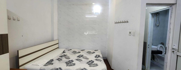 Cho thuê chung cư gần Âu Cơ, Hà Nội, trong căn hộ nhìn chung có tổng 1 phòng ngủ giá hợp lý-03