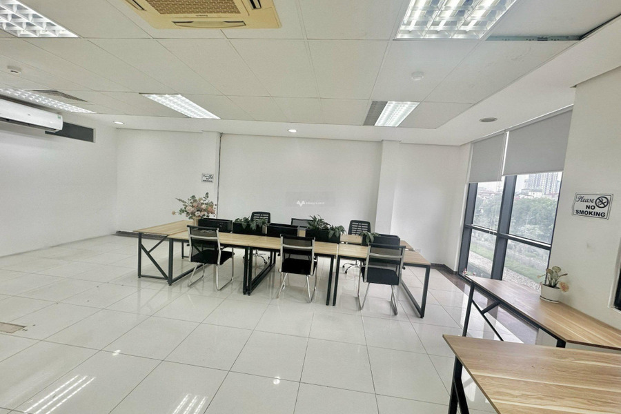 Chính chủ cho thuê văn phòng ở Nguyễn Khang có vách ngăn các phòng y ảnh -01