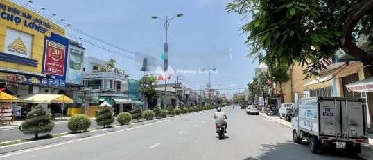 DT 202m2 bán nhà ở vị trí đặt tọa lạc ngay trên Vĩnh Hòa, Nha Trang trong nhà bao gồm có 3 phòng ngủ 3 WC chính chủ đăng tin-03