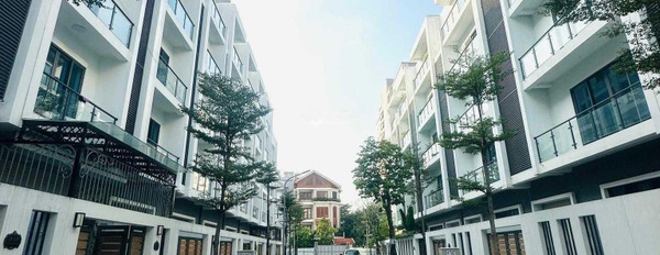 Bán liền kề nằm ở Phú Diễn, Hà Nội tổng diện tích 90m2, ngôi nhà này bao gồm 4 PN-03