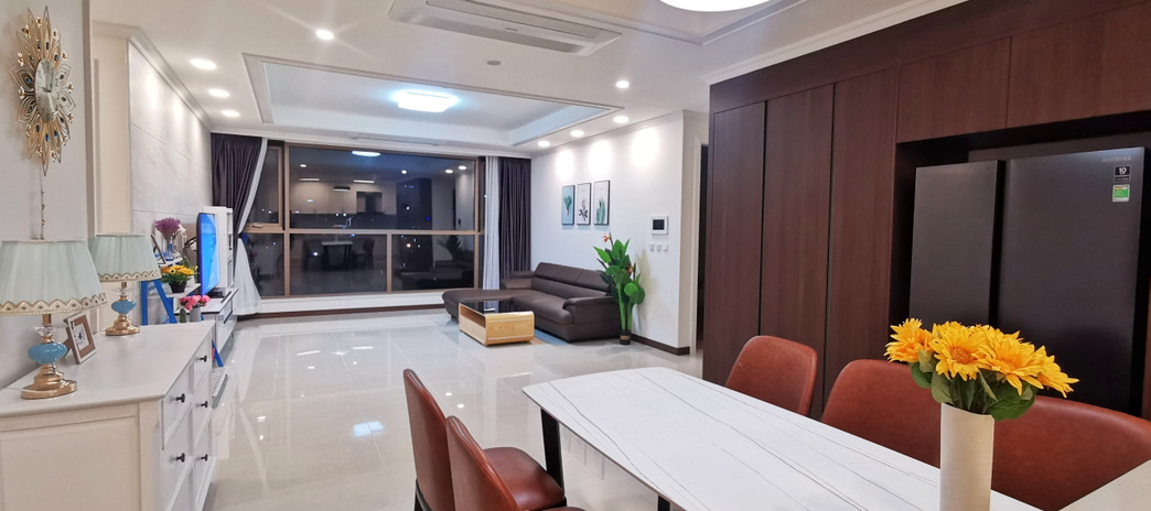 Cho thuê căn hộ duplex ở Mipec Tây Sơn, 250m2, 3 ngủ, đủ đồ, giá 23 triệu/tháng