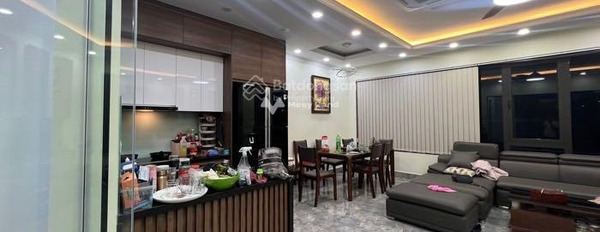 Ngôi nhà có tổng cộng 4 phòng ngủ bán nhà bán ngay với giá bất ngờ chỉ 15.1 tỷ diện tích 60m2 vị trí đẹp tọa lạc gần Lâm Du, Bồ Đề-02