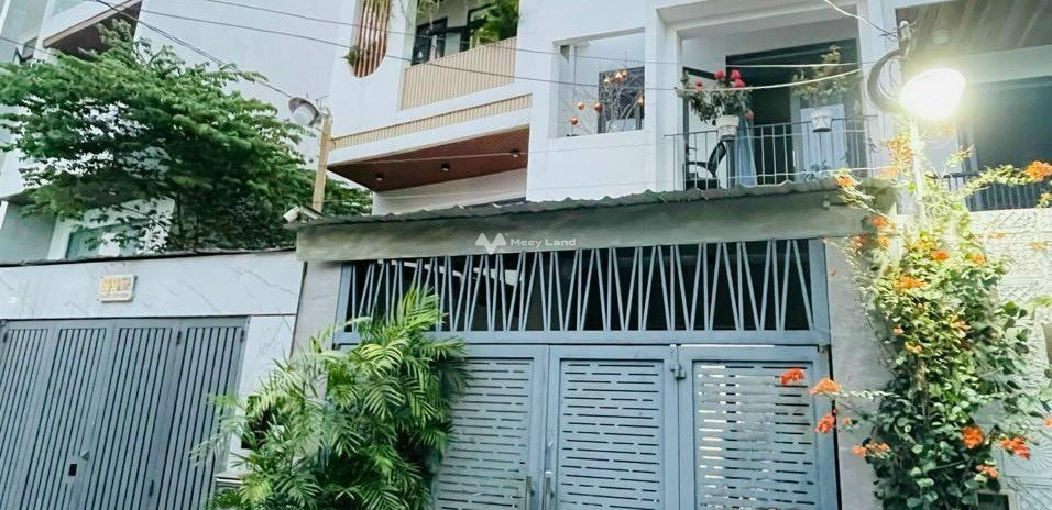 Bán ngay với giá rẻ 5.4 tỷ bán nhà có diện tích 55m2 vị trí đặt ngay tại Nguyễn Văn Lượng, Hồ Chí Minh căn nhà có tổng 2 PN 3 WC liên hệ chính chủ.