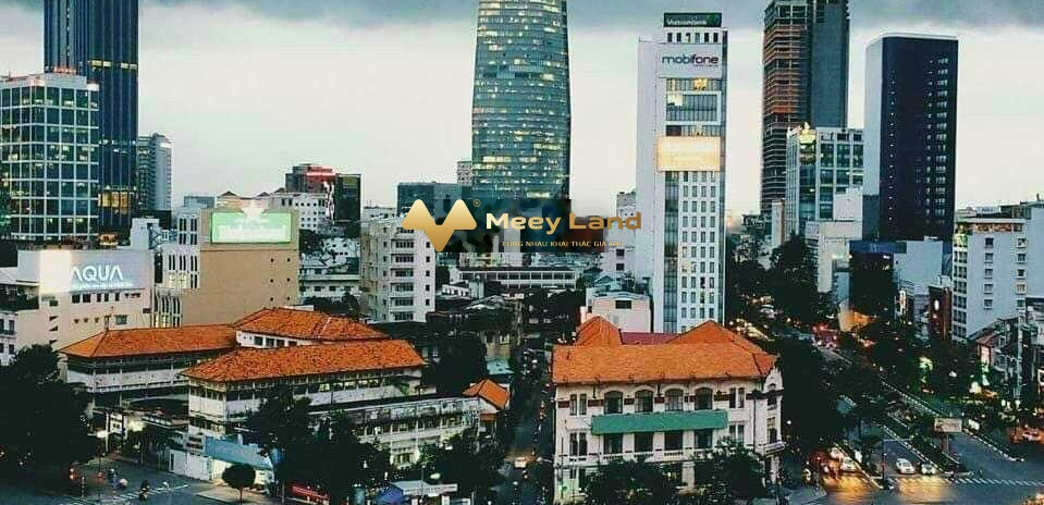 Hao hụt tài chính bán nhà diện tích chuẩn 136m2 vào ở luôn giá mong muốn 80 tỷ vị trí ở Hàm Nghi, Nguyễn Thái Bình liên hệ chính chủ