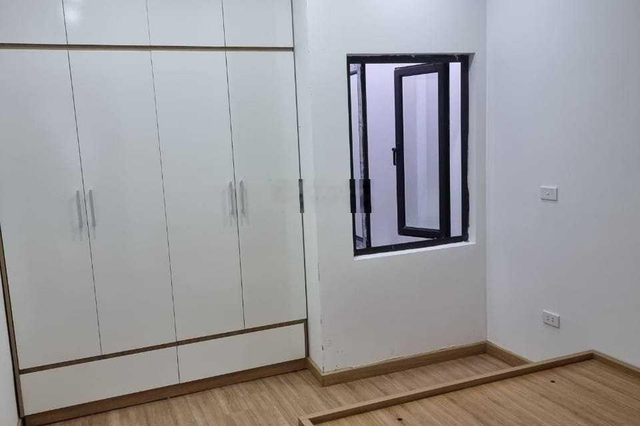 Nhà 30m2 x 5 tầng Tây Mỗ, ngõ thông thoáng, ô tô đỗ cửa, kinh doanh tốt, giá 4.2 tỷ, LH 0988 175 *** -01